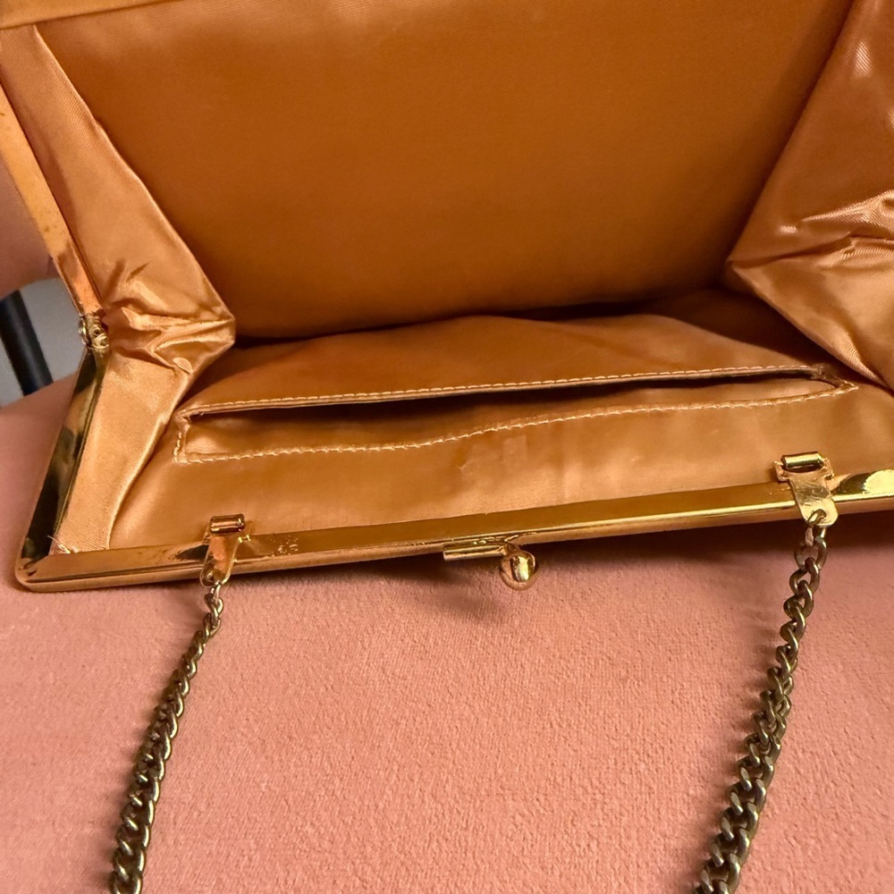 Beautiful 1970’s Vintage Gold Shoulder Bag or Clutch